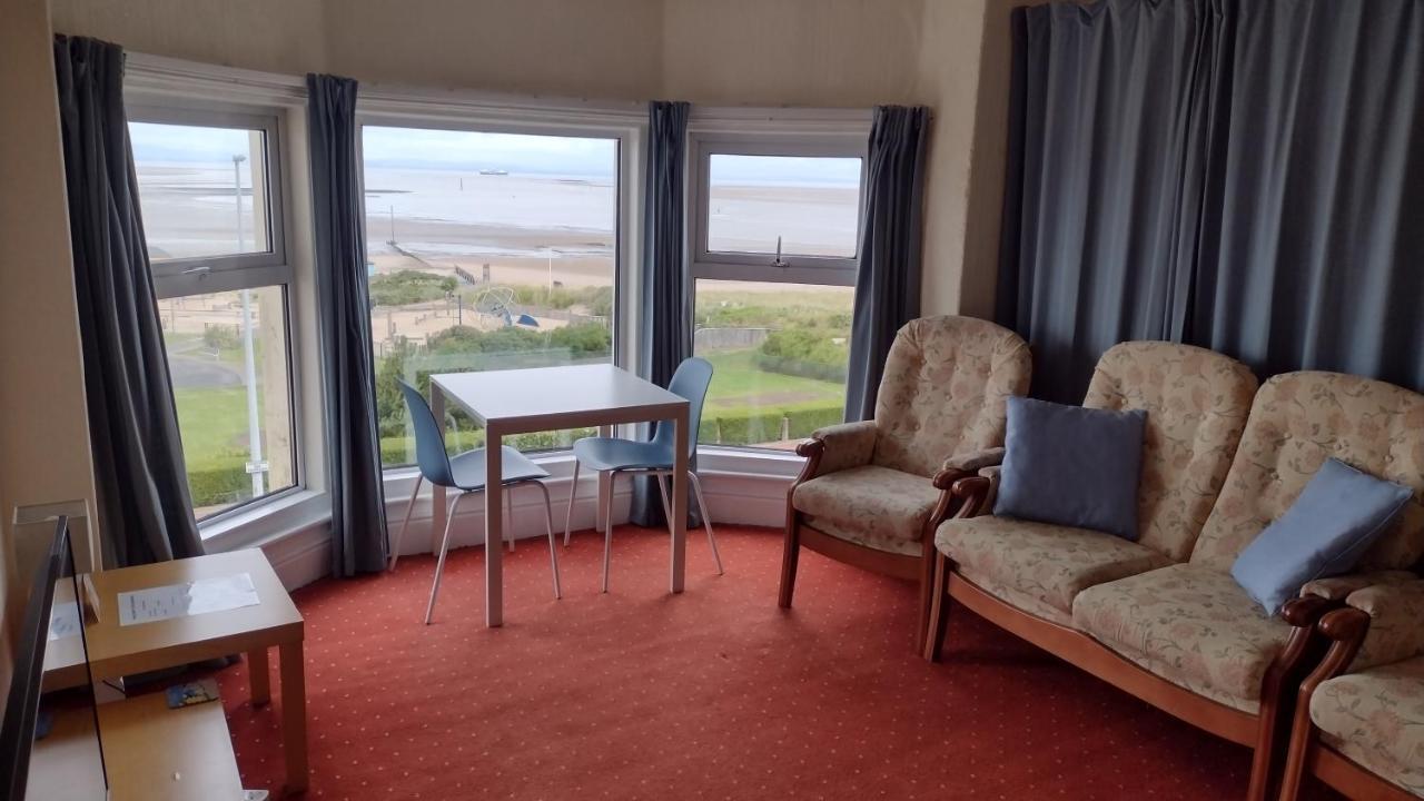 Apartamento The Kathrene Second Floor Sea View Fleetwood Exterior foto